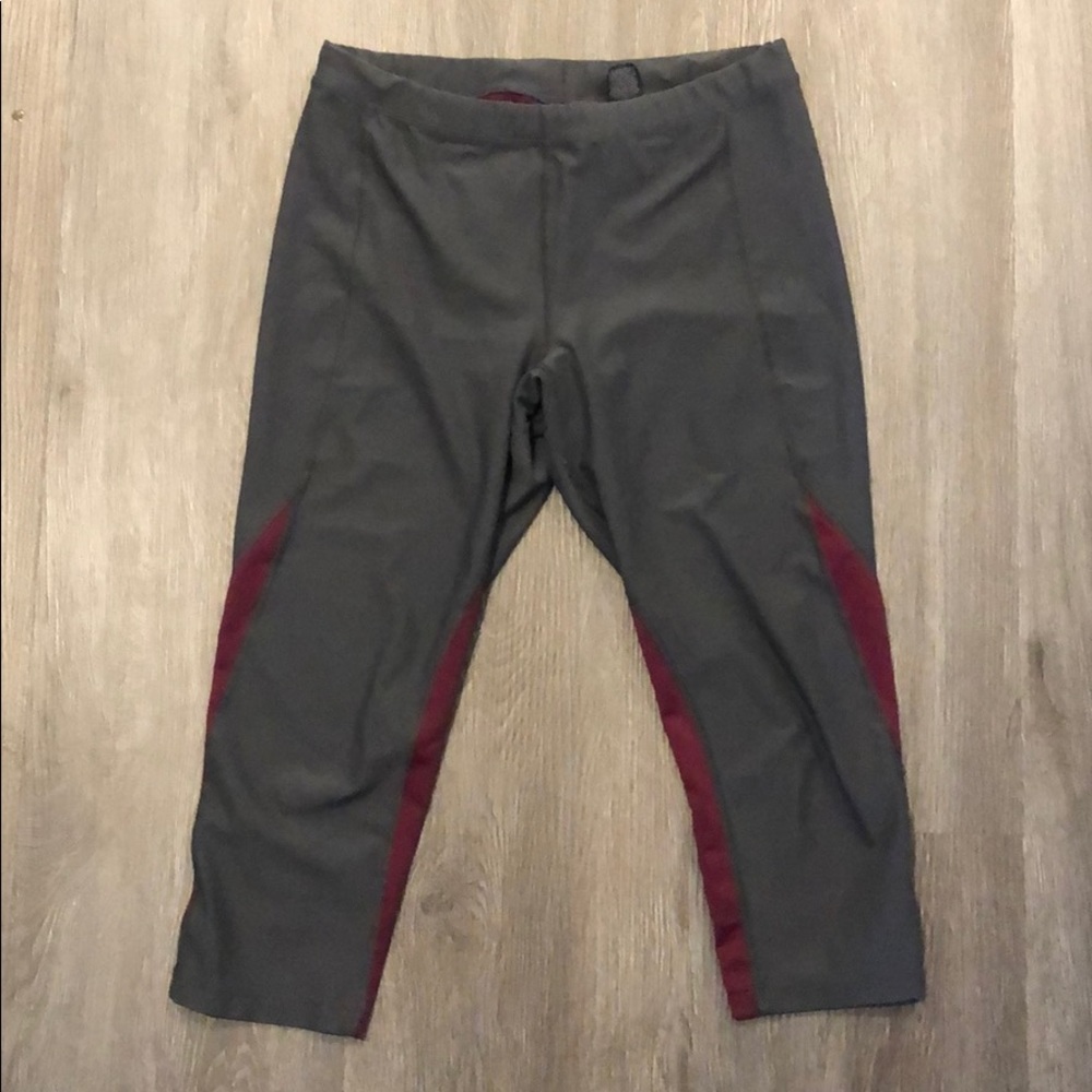 Gray leggings!